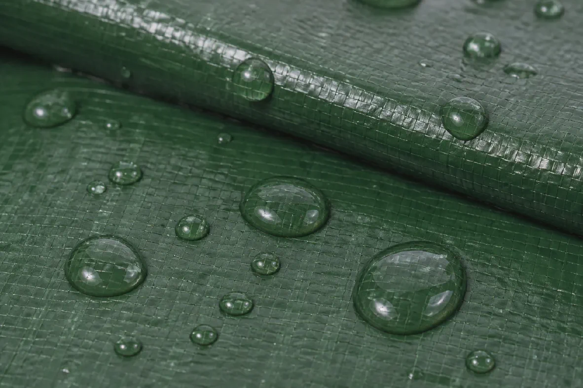 Water beading on PE laminated woven tarpaulin fabric